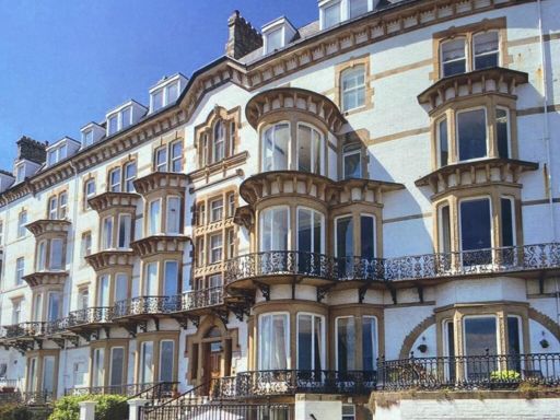 Similar property image