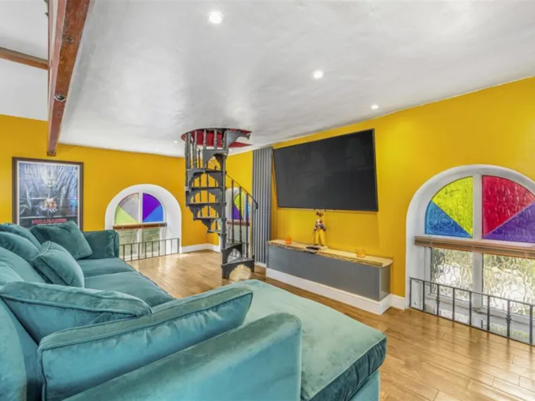 property Compatible Images}