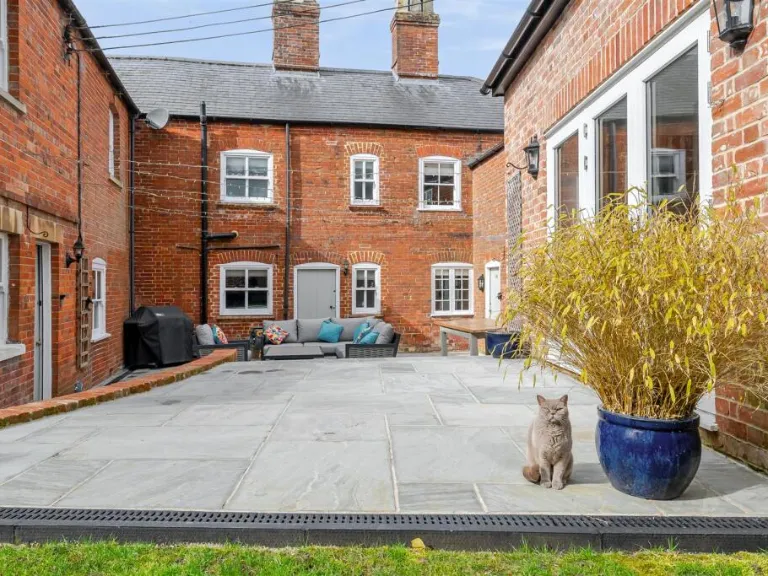 property Compatible Images}