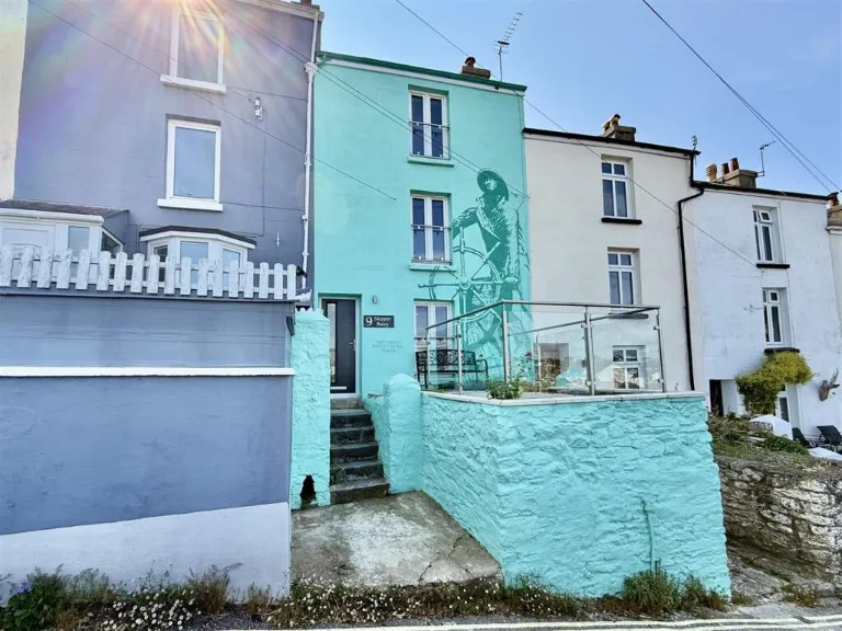 property Compatible Images}