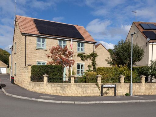 Similar property image