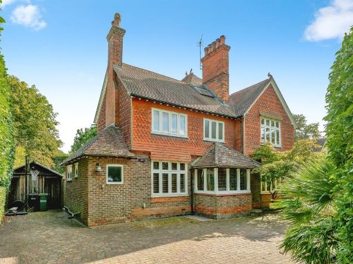 Similar property image