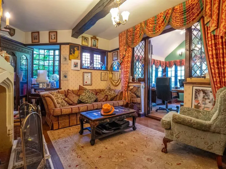 property Compatible Images}