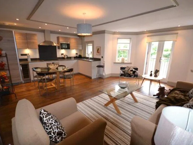 property Compatible Images}
