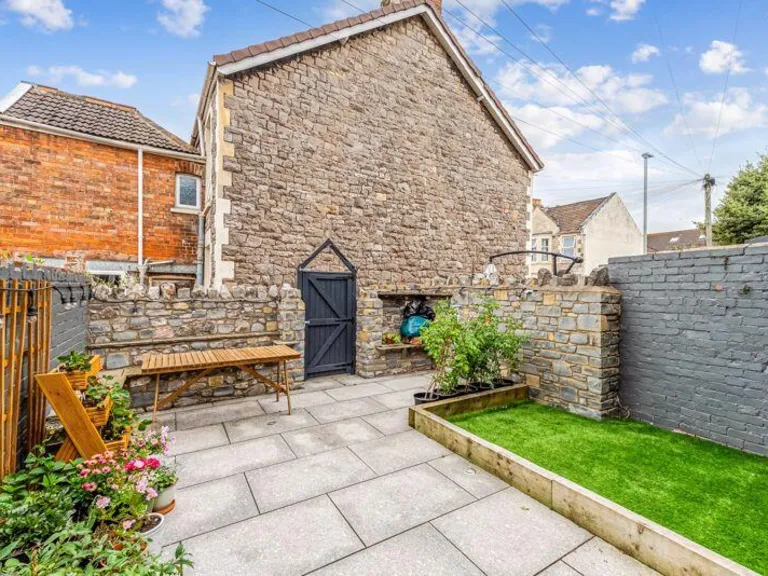 property Compatible Images}