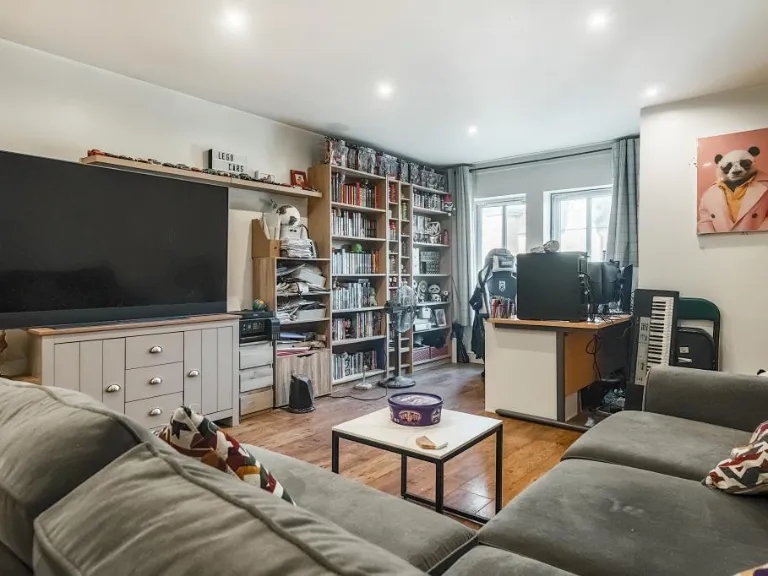 property Compatible Images}