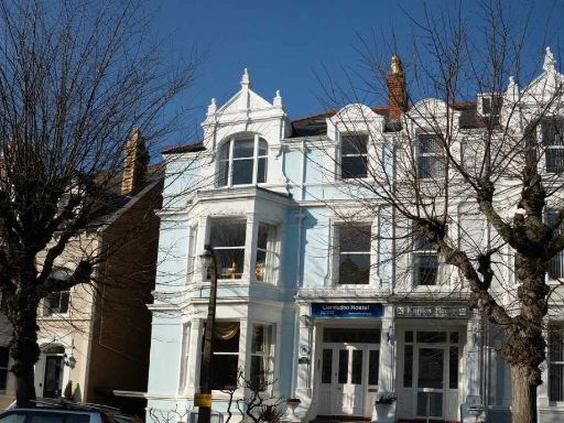 Similar property image
