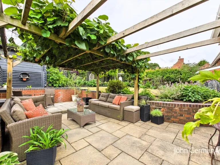 property Compatible Images}
