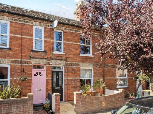 Similar property image