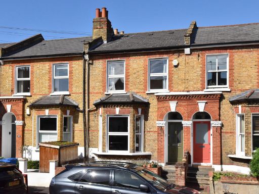 Similar property image
