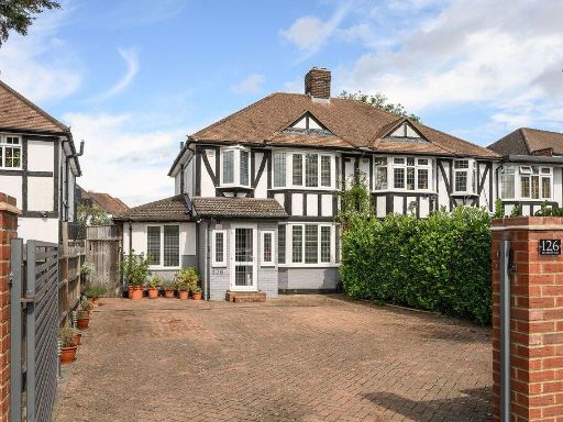 Similar property image