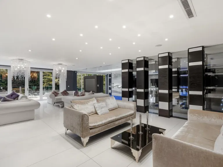 property Compatible Images}