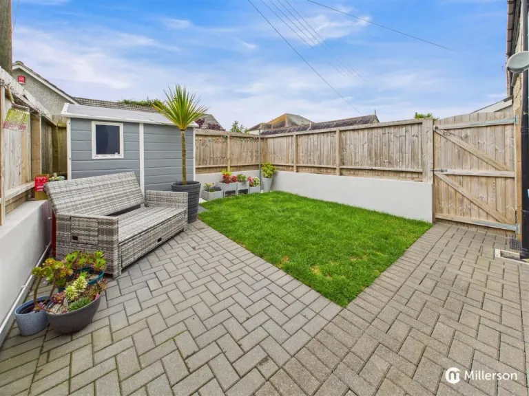 property Compatible Images}