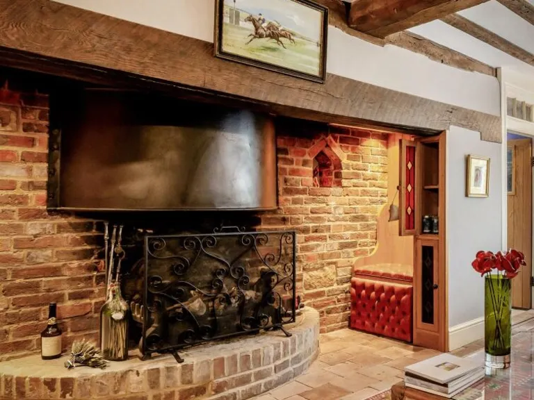 property Compatible Images}