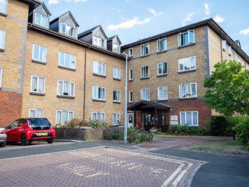 Similar property image