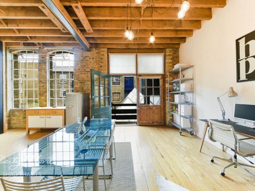 Similar property image