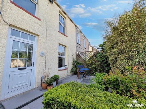 Similar property image
