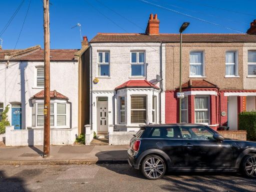 Similar property image