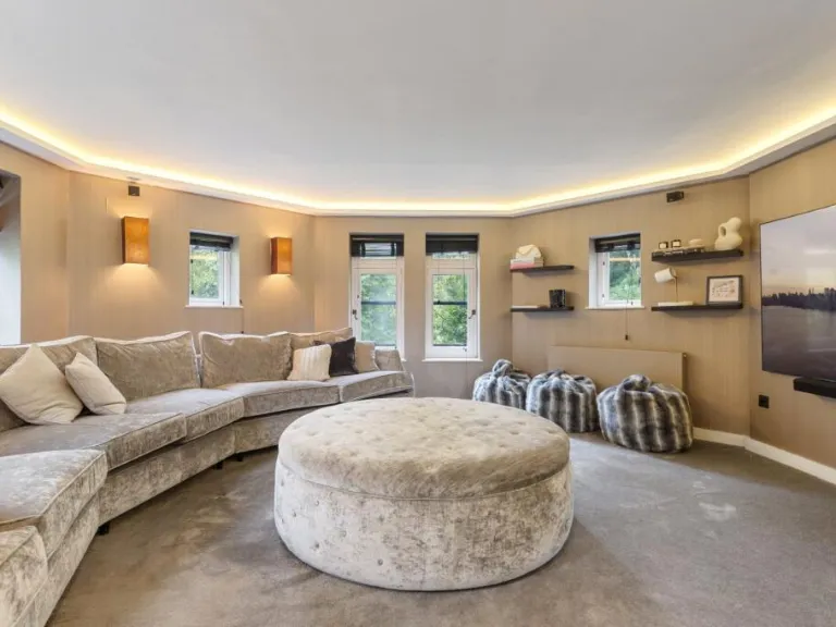 property Compatible Images}