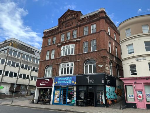 Similar property image
