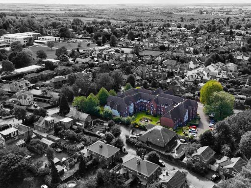 Similar property image