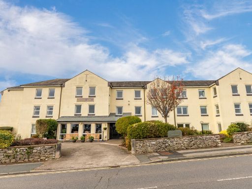 Similar property image