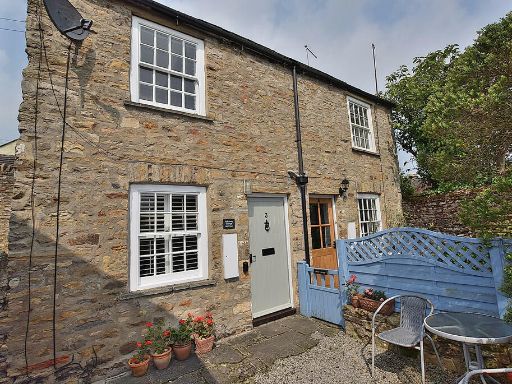 Similar property image