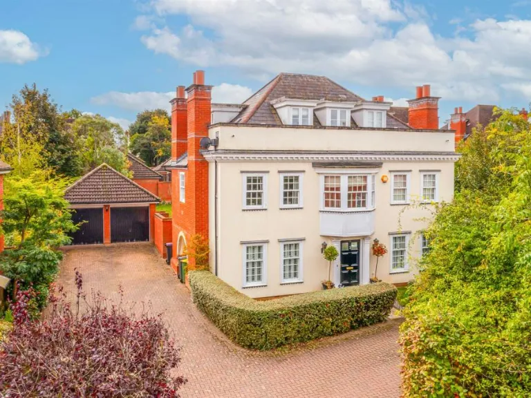 property Compatible Images}