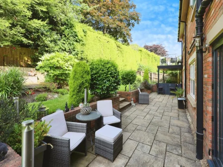 property Compatible Images}