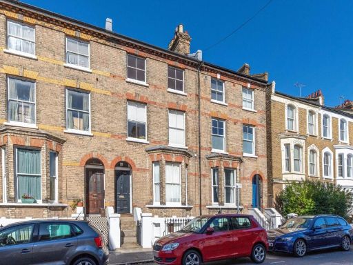 Similar property image