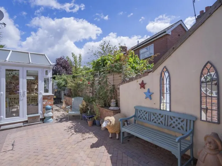 property Compatible Images}