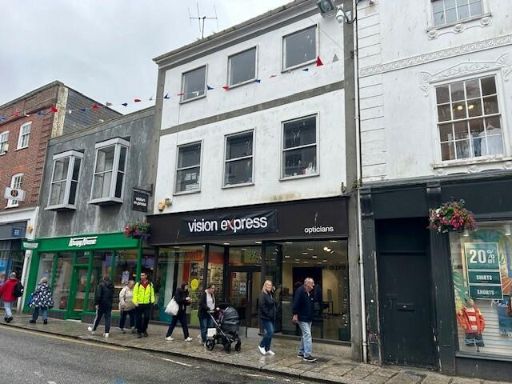 Similar property image