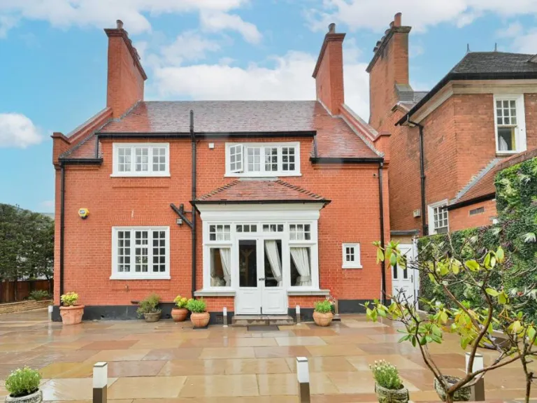 property Compatible Images}