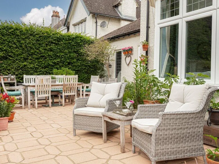 property Compatible Images}