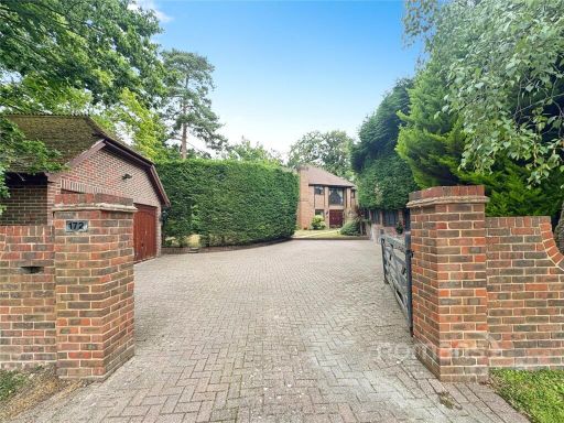 Similar property image