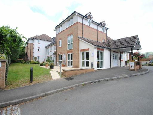 Similar property image