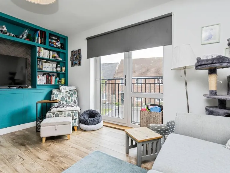 property Compatible Images}