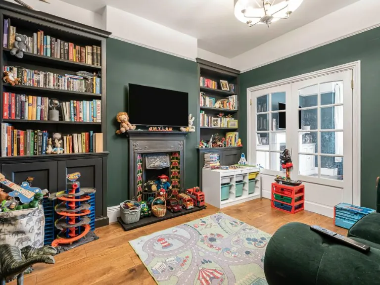 property Compatible Images}