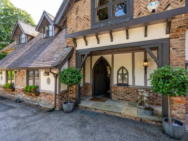 property Compatible Images}