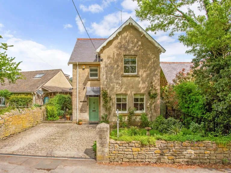 property Compatible Images}