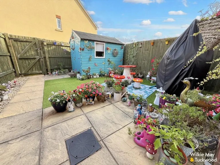 property Compatible Images}