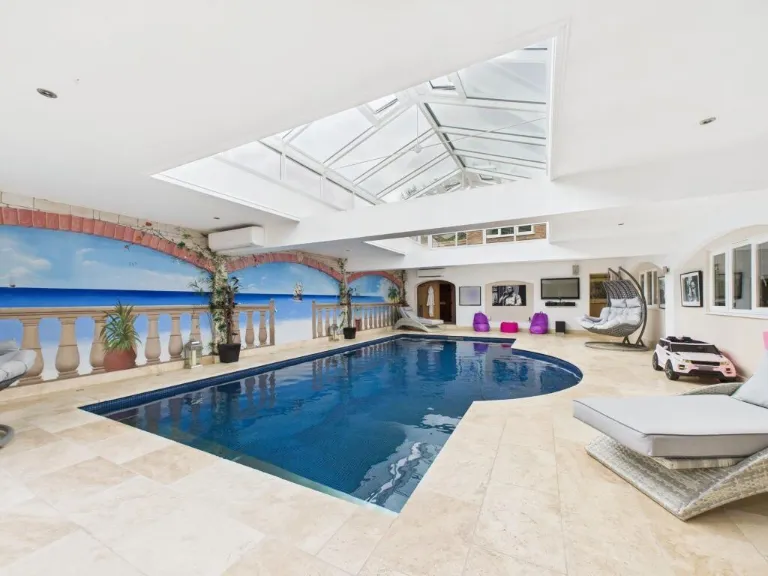 property Compatible Images}