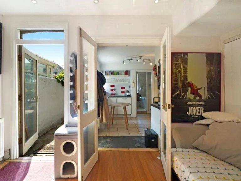 property Compatible Images}