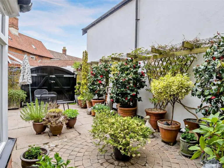 property Compatible Images}