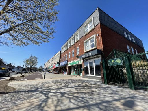 Similar property image