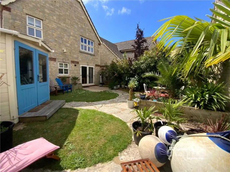 property Compatible Images}