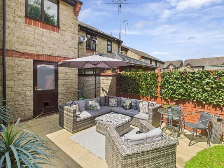property Compatible Images}