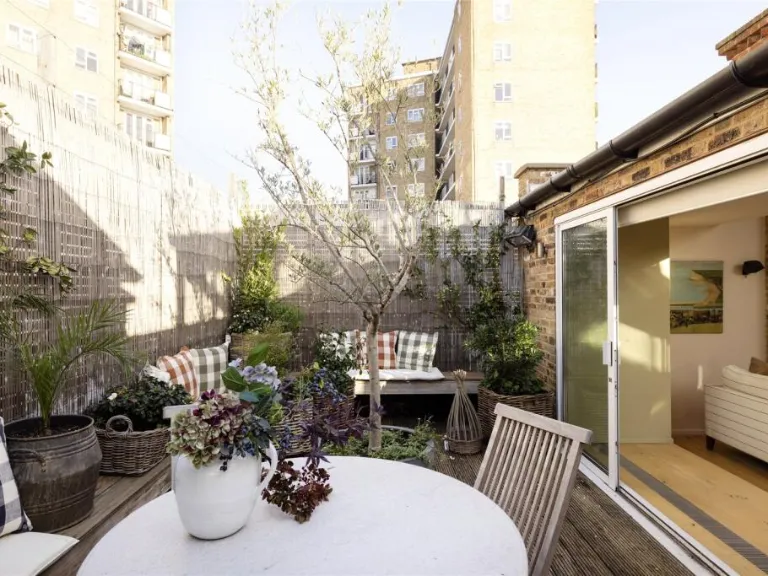 property Compatible Images}