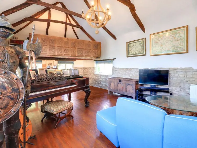 property Compatible Images}