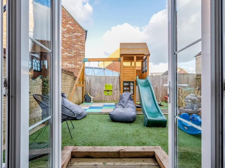 property Compatible Images}